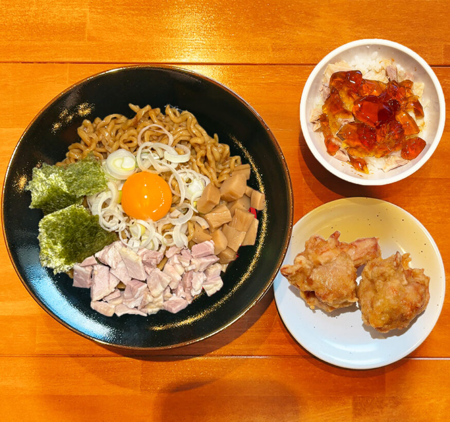  油そば＆ミニかつお飯＆唐揚げ